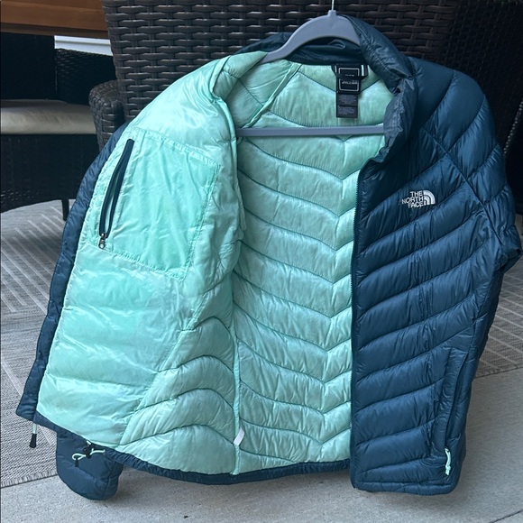 The North Face Women's Puffer Jacket - Dark Blue - Picture 4 of 4